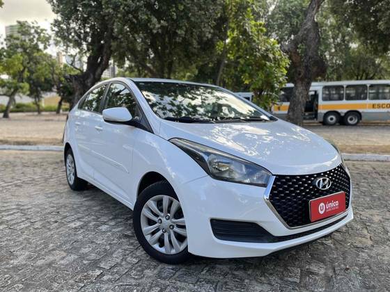 HYUNDAI HB20S 1.6 COMFORT PLUS 16V FLEX 4P MANUAL